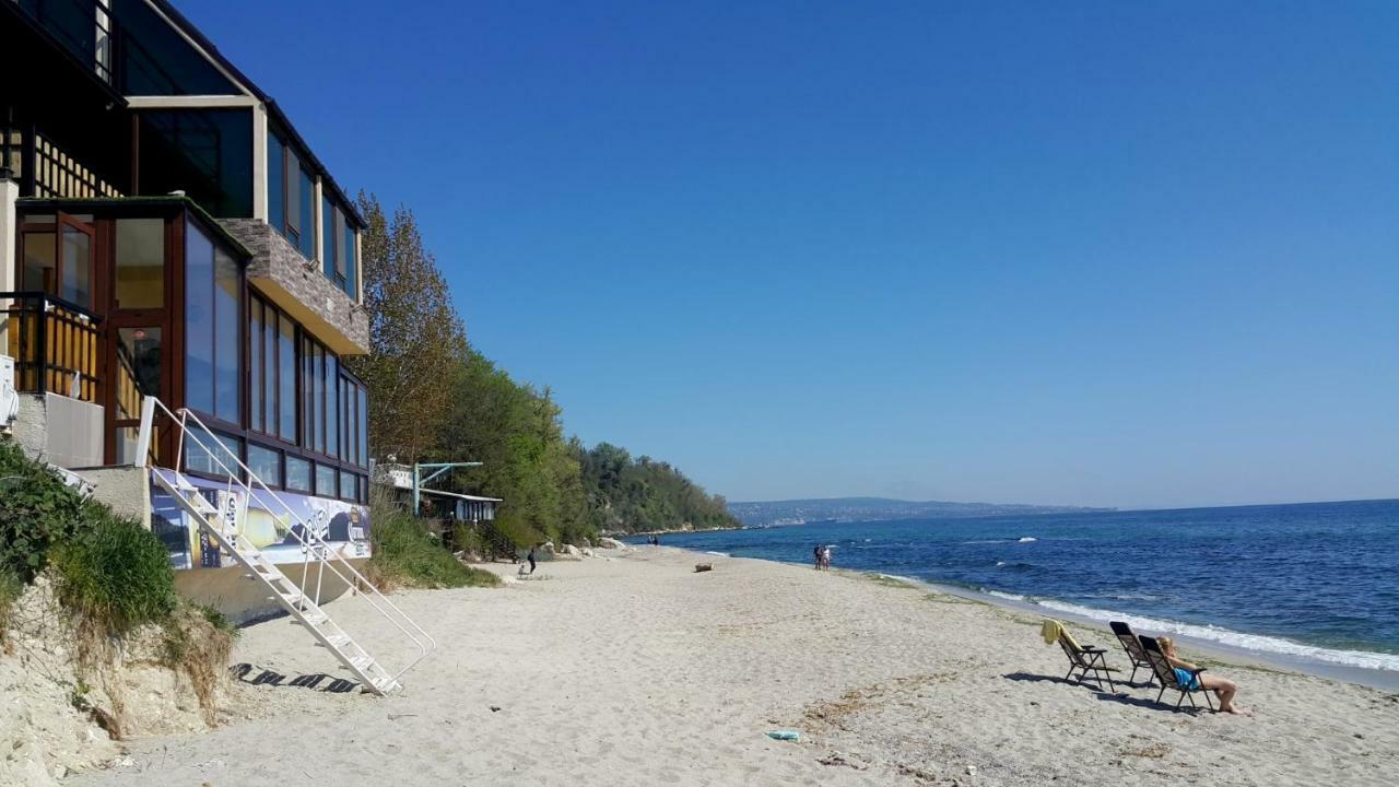 Happy Beach Varna Bagian luar foto